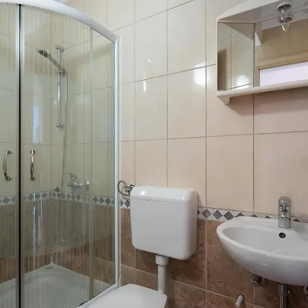 Διαμέρισμα 2 Bedroom Amazing In Μούρτερ