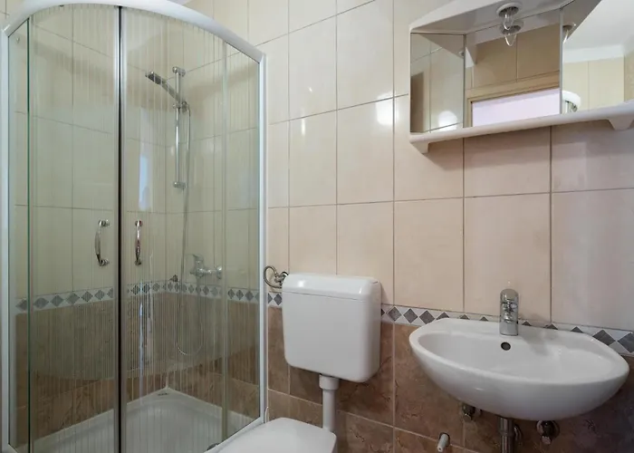 Apartamento 2 Bedroom Amazing In Murter